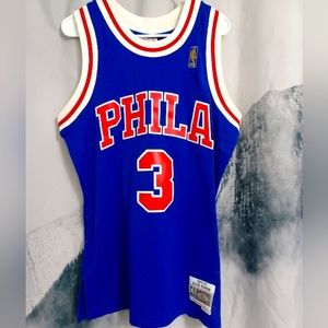 Mitchell & Ness Allen Iverson Philadelphia 76'ers Jersey